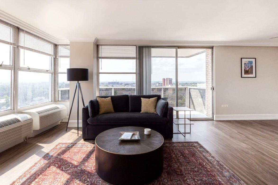 Cozysuites 800 Tower 1Br With Gym! 10 Louisville Eksteriør bilde