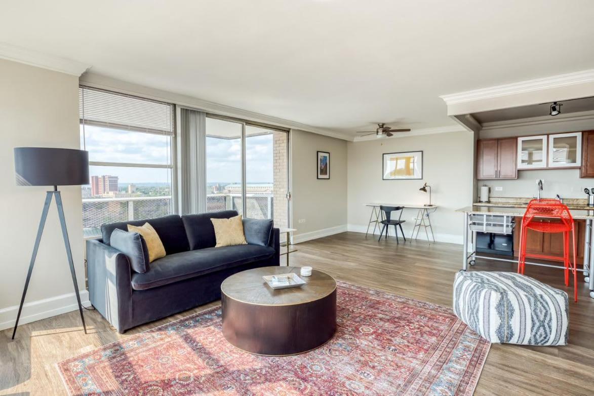 Cozysuites 800 Tower 1Br With Gym! 10 Louisville Eksteriør bilde